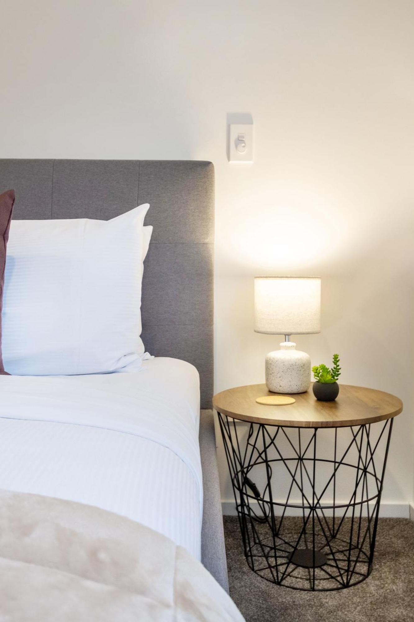 Executive Suite On Lichfield Street - 2 Bed 2 Bath Christchurch Luaran gambar